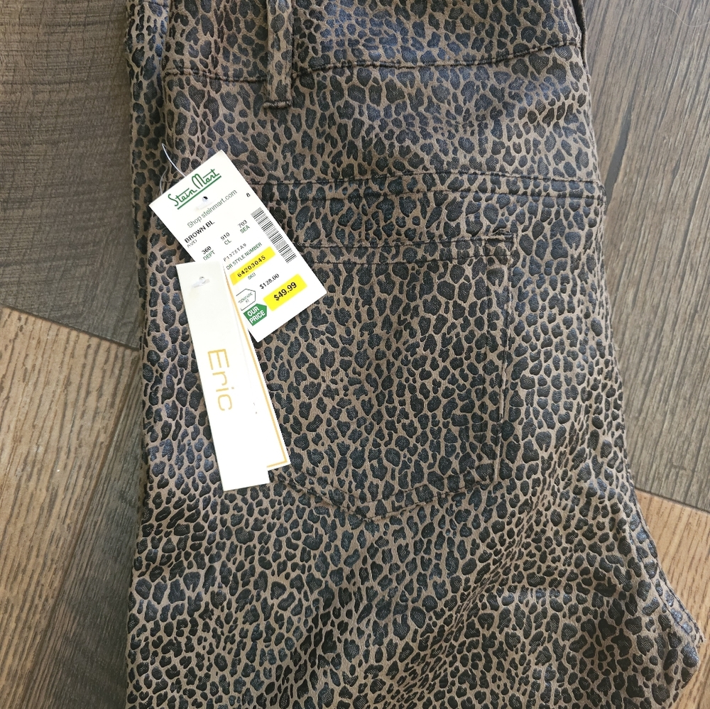Brand New with Tags Eric Jenny Jeans Size 8, Animal Print